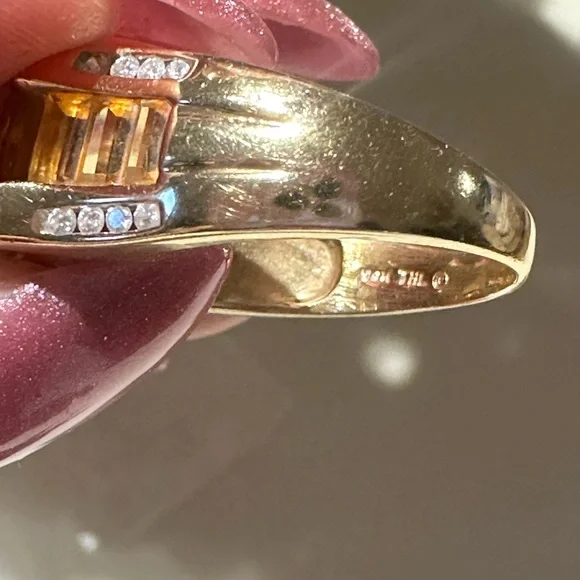 14k citrine ring with diamonds - Picture 7 of 10